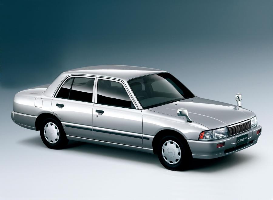  Nissan Crew 1993 года  (фото 1 из 3)